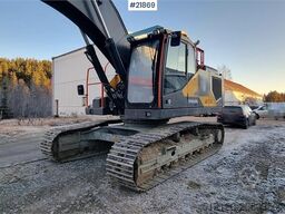 Volvo EC300el excavator w/ Toothed bucket, Sanding bucke