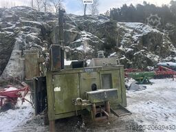 Nemek 503 TXI drilling rig w/ low hours for age