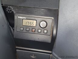 Mercedes-Benz 1318 AK Kipper Kran 4X4 deutsches Fahrze