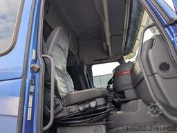 Volvo FH16 6X4 610HP HYVA Blatt/Luft Manuell