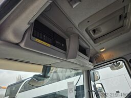 Volvo FL240 4x2 Ladeborwand
