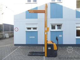 Jungheinrich EJC 212z - neue Batterie - Initialhub (Basishub)