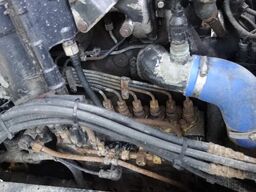 MAN TGA 33.460 manual fuel pump 6x4 steel springs