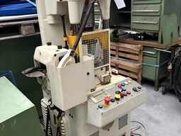 Bruderer BSTA 18