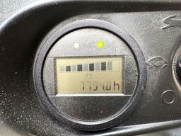 Still EXU-SF20