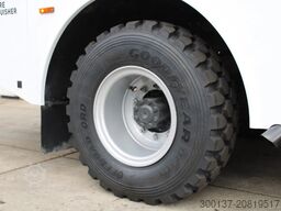 Mercedes-Benz Atego 1725 4x4 Passenger Bus