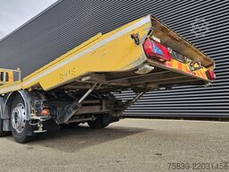 Iveco AD320S42 8x2 / RETARDER / WINCH / AUTO-TRANSPORTER