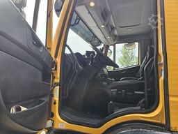 Iveco AD320S42 8x2 / RETARDER / WINCH / AUTO-TRANSPORTER