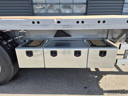 Lecitrailer PLATEAU TWISTLOCKS EXTENSIBLE