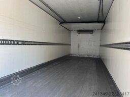 IVECO Stralis 400 6x2 Carrier 1050 Supra