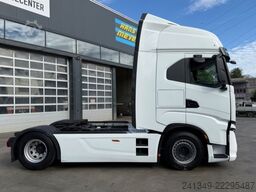IVECO S-Way 490 4x2