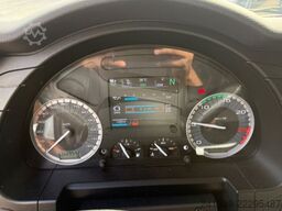 IVECO S-Way 490 4x2