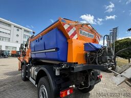Mercedes-Benz Unimog U 527