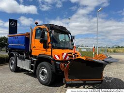 Mercedes-Benz Unimog U 527