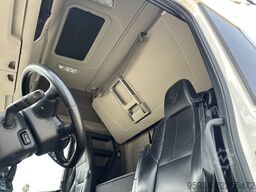 SCANIA 660S