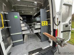VOLKSWAGEN CRAFTER BOTTREGALS. AUTOMATIK NAVI ACC STANDHZG.