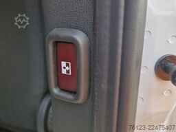 MERCEDES-BENZ 517 Sprinter Lord Light 22 Sitzer Lagerfahrzeug