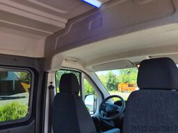 PEUGEOT Boxer  Hochraum 9 Sitzer L3H2 verglast BlueHDi