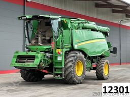 John Deere WT56/T560HM Mähdrescher *verunfallt*