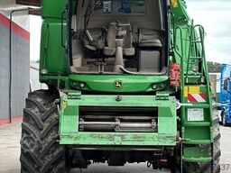 John Deere WT56/T560HM Mähdrescher *verunfallt*