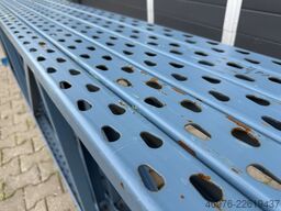 Hovuma 3.930 mm hoch / 870 mm tief