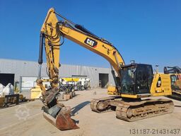 CAT 323 (Integrated Trimble GPS + Tilt Bucket)