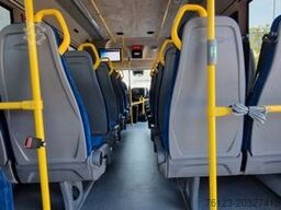 MERCEDES-BENZ Heckniederflur Sprinter 517 / 4 er Bestuhlung