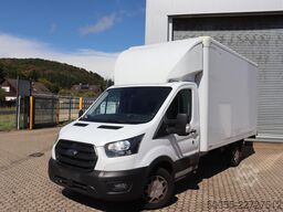 Ford Transit Kofferaufbau mit Hebebühne