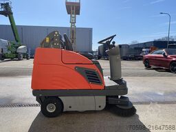 Hako Sweepmaster P980 RH, Veegmachine