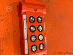 KUKA KoM-18000-UTV-D575