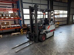OM CARRELLI EU 30
