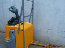 Jungheinrich ERE 120 FRUTERA