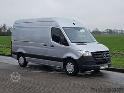 MERCEDES-BENZ SPRINTER 315 L2H2 RWD Mbux