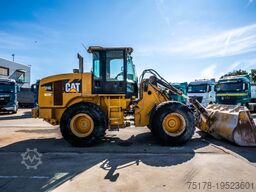 CATERPILLAR CAT 924G // GODET 3m3