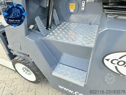 Combilift CB4000 GAS TRIPLEX 6540 FREE LIFT