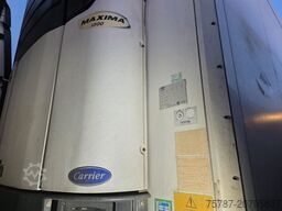 SCHMITZ CARGOBULL City Tiefkühler, 2. Achs drehbar, 3 to Ladebordw