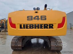 Liebherr R 946