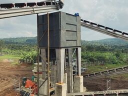 Polygonmach 350 tons per hour stationary crushing, screenin...