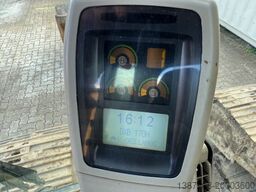 CATERPILLAR 318CL / 2005 BJ / Deutsche Maschine