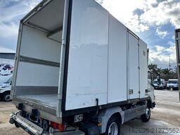 Mercedes-Benz Atego 818