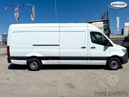 Mercedes-Benz Sprinter 317 CDI RWD