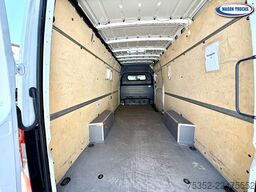 Mercedes-Benz Sprinter 317 CDI RWD