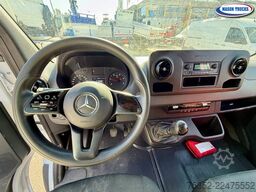 Mercedes-Benz Sprinter 317 CDI RWD