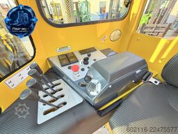 Combilift C5000XL GAS TRIPLEX 6920 FREE-LIFT CABIN