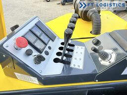 Combilift CB3000 GAS TRIPLEX 4900 FREE-LIFT