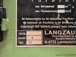 Langzauner SF 120