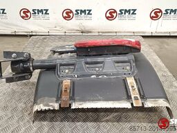 Scania Occ spatbordlsteun achteras, links achter Scania