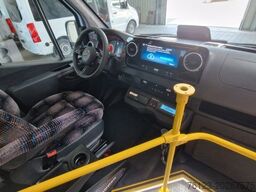 MERCEDES-BENZ Sprinter 517 Heckniederflur Vorlauffahrzeug