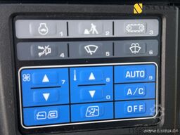 Komatsu PC 210 LC-11/OilQuick 70-55/2xLöffel/ZSA