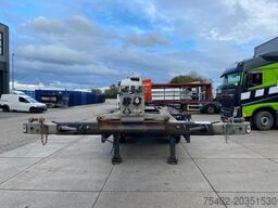 Renders Euro 800 3DFCST / Container Chassis / 45FT / 1x...